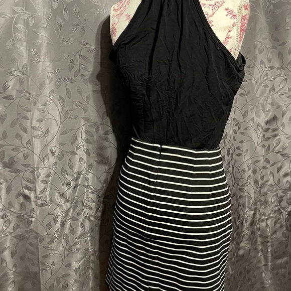 💣🧨3 for $30💣🧨 Dalia Collection Striped Skirt - Picture 2 of 6